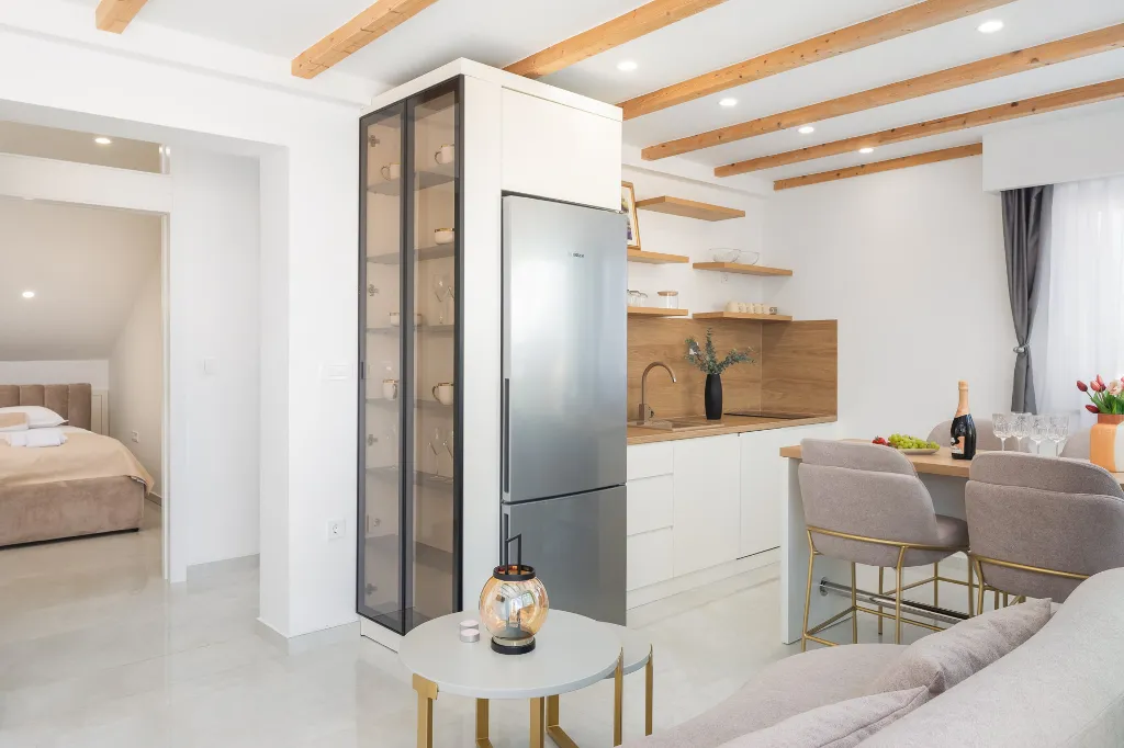 Spacious Family Villa with Pool in Vodice