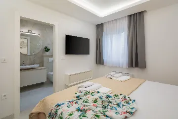 Spacious Family Villa with Pool in Vodice