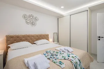 Spacious Family Villa with Pool in Vodice