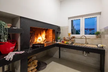 Spacious Family Villa with Pool in Vodice