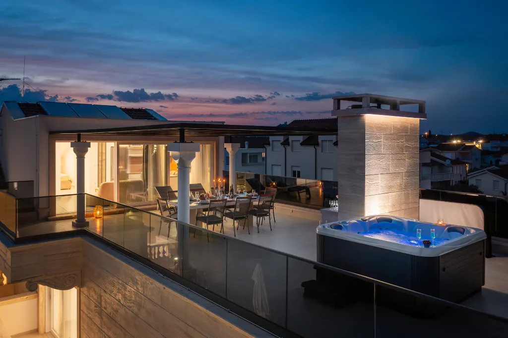 Spacious Family Villa with Pool in Vodice