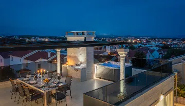 Spacious Family Villa with Pool in Vodice