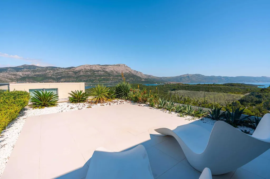 Modern Seaview Villa with Pool on Korčula
