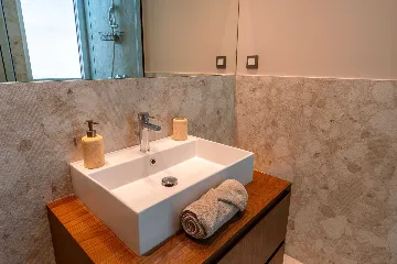 Modern Villa with Pool and Sauna in Žrnovo