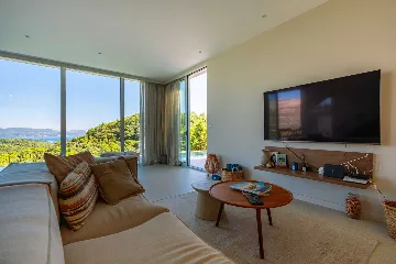 Modern Villa with Pool and Sauna in Žrnovo