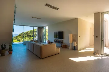 Modern Villa with Pool and Sauna in Žrnovo