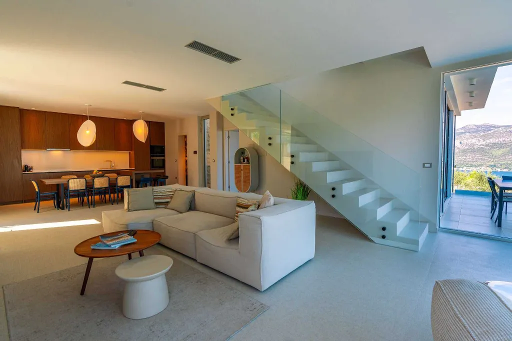 Modern Villa with Pool and Sauna in Žrnovo