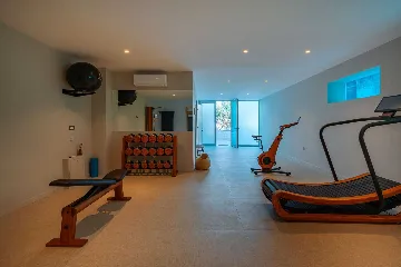 Modern Villa with Pool and Sauna in Žrnovo