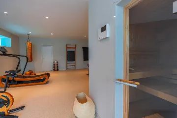 Modern Villa with Pool and Sauna in Žrnovo