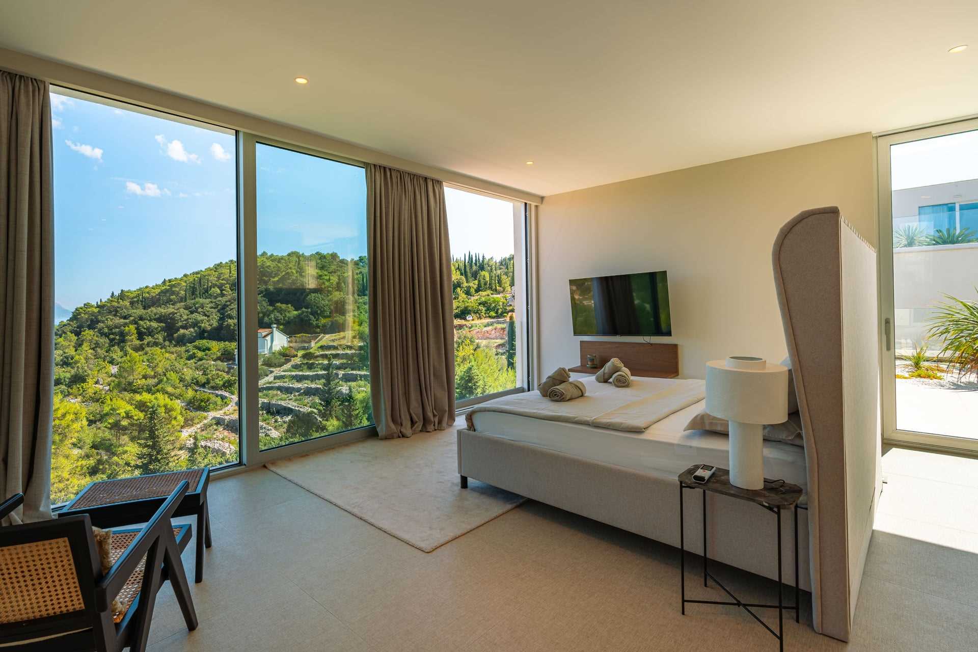 Luxury Villa Aqua Vista with Pool II