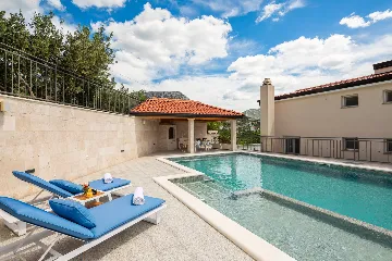 Spacious Garden Villa with Pool in Solin