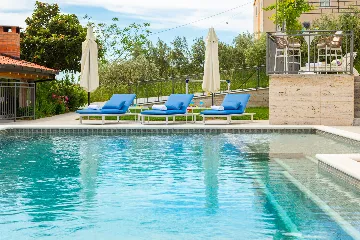 Spacious Garden Villa with Pool in Solin