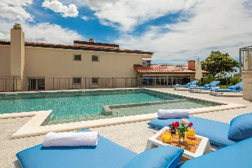 Spacious Garden Villa with Pool in Solin