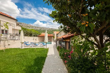 Spacious Garden Villa with Pool in Solin