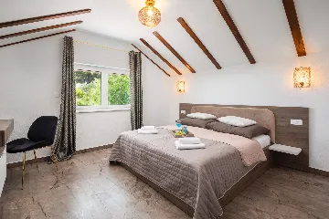 Spacious Garden Villa with Pool in Solin