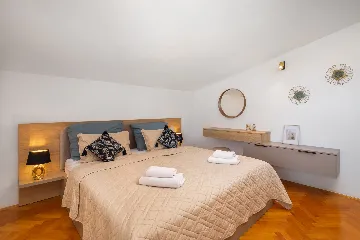 Spacious Garden Villa with Pool in Solin