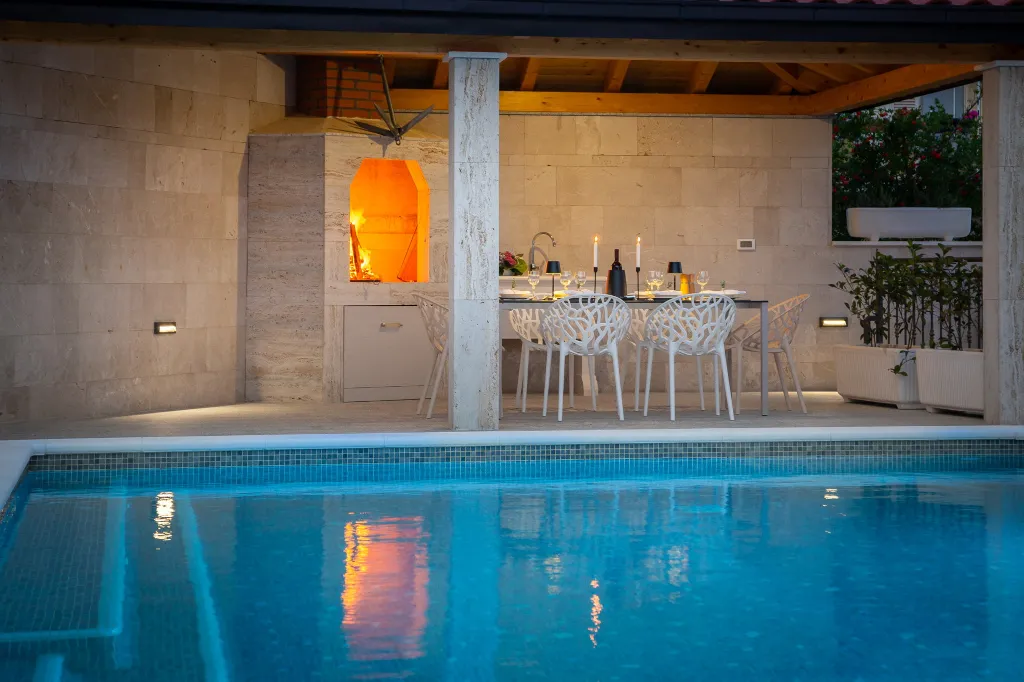 Spacious Garden Villa with Pool in Solin