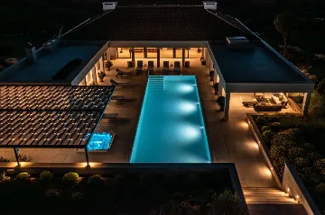 Spacious Villa Retreat with Pool on Brač Island