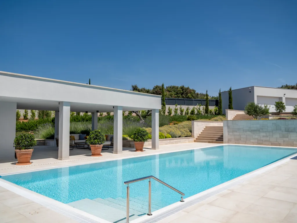 Spacious Villa Retreat with Pool on Brač Island