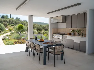 Spacious Villa Retreat with Pool on Brač Island