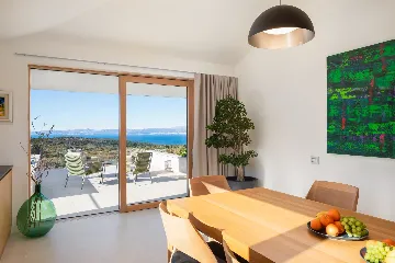 Spacious Villa Retreat with Pool on Brač Island