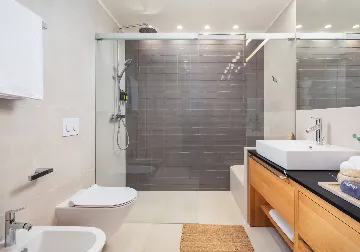 Spacious Villa Retreat with Pool on Brač Island