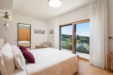 Spacious Villa Retreat with Pool on Brač Island