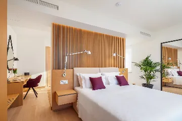 Spacious Villa Retreat with Pool on Brač Island