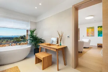 Spacious Villa Retreat with Pool on Brač Island