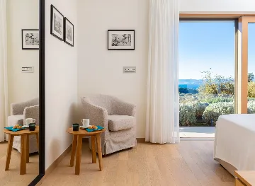 Spacious Villa Retreat with Pool on Brač Island