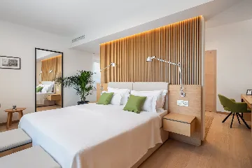 Spacious Villa Retreat with Pool on Brač Island