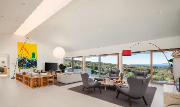 Spacious Villa Retreat with Pool on Brač Island