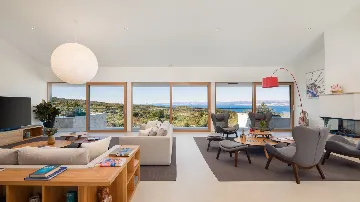 Spacious Villa Retreat with Pool on Brač Island