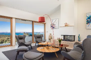 Spacious Villa Retreat with Pool on Brač Island