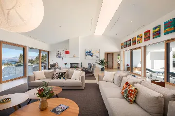 Spacious Villa Retreat with Pool on Brač Island