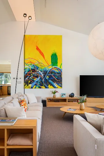 Spacious Villa Retreat with Pool on Brač Island