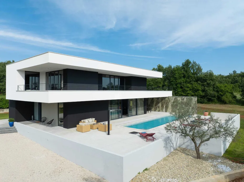 Contemporary Villa Retreat with Pool in Groznjan