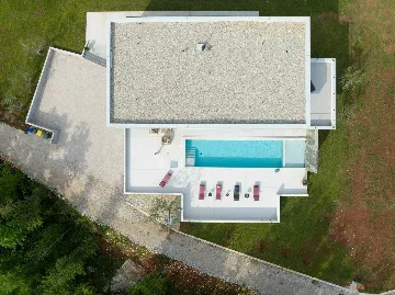 Contemporary Villa Retreat with Pool in Groznjan