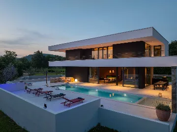 Contemporary Villa Retreat with Pool in Groznjan