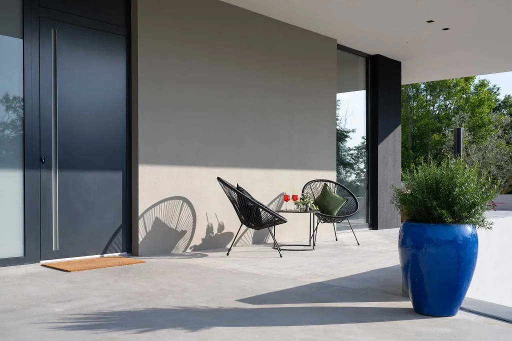 Contemporary Villa Retreat with Pool in Groznjan