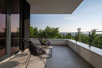 Contemporary Villa Retreat with Pool in Groznjan