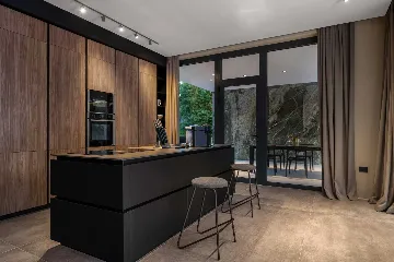 Contemporary Villa Retreat with Pool in Groznjan