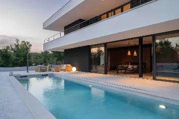 Contemporary Villa Retreat with Pool in Groznjan
