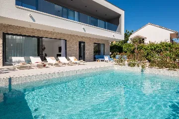 Contemporary Beachfront Villa with Pool in Rogoznica