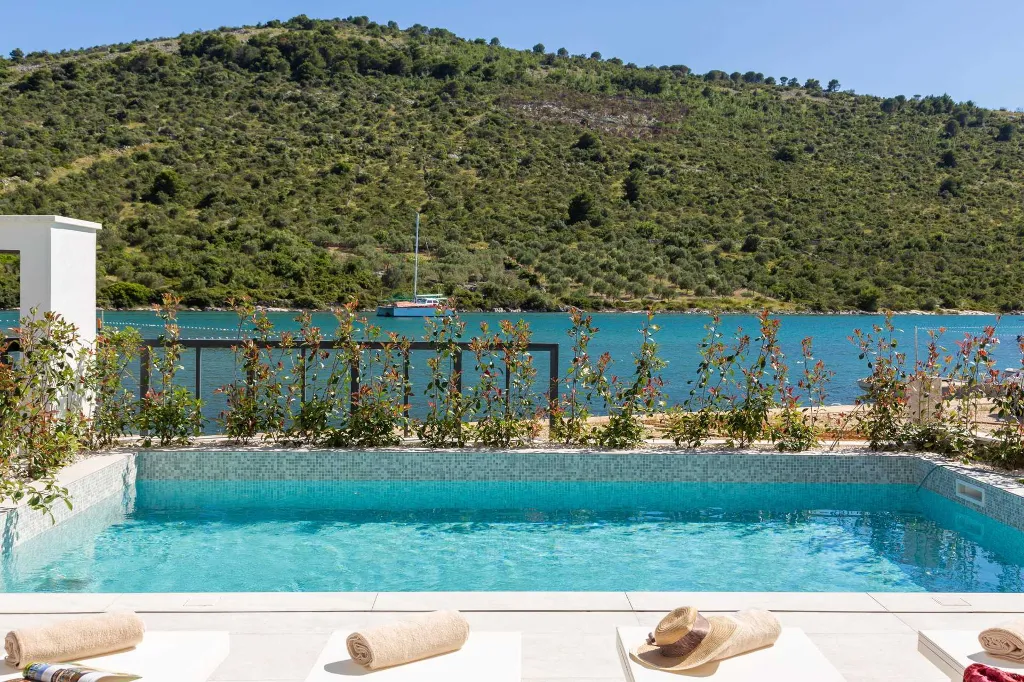 Contemporary Beachfront Villa with Pool in Rogoznica