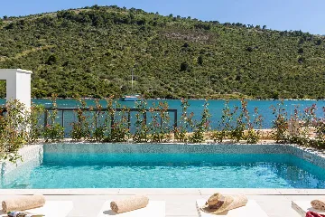 Contemporary Beachfront Villa with Pool in Rogoznica