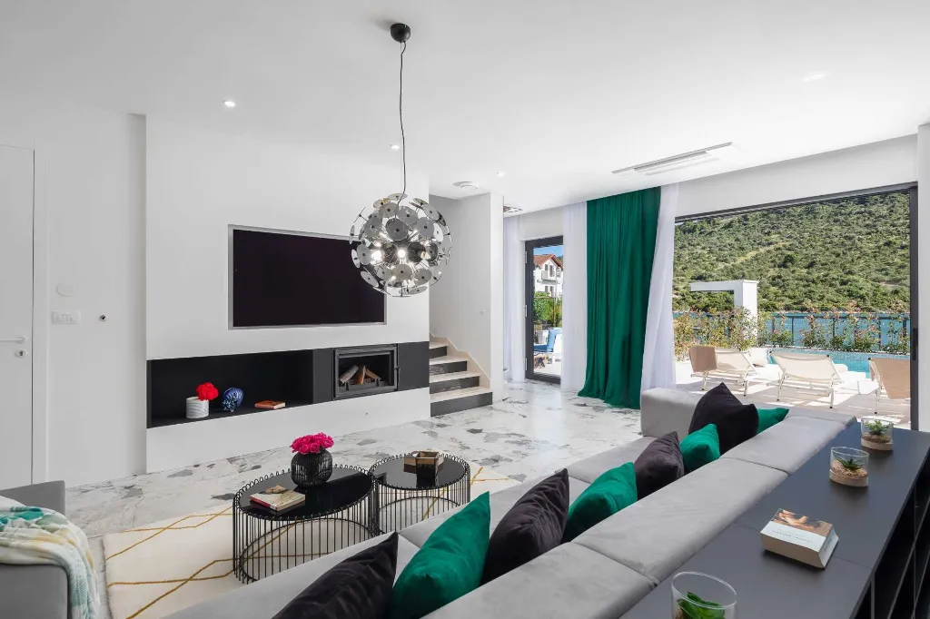 Contemporary Beachfront Villa with Pool in Rogoznica