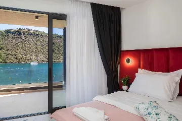 Contemporary Beachfront Villa with Pool in Rogoznica