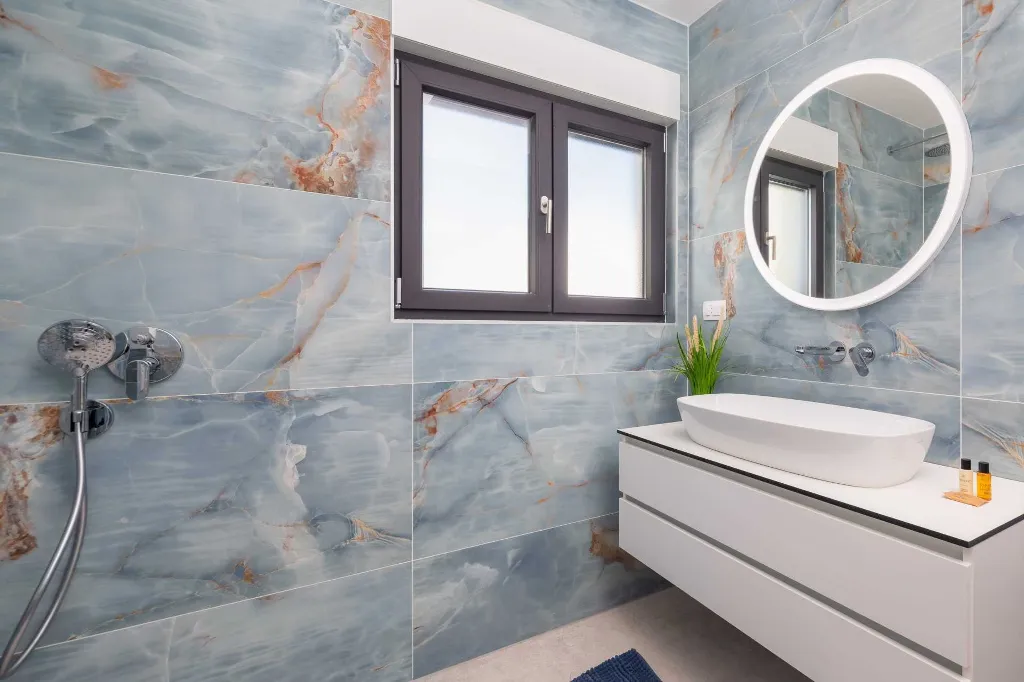 Contemporary Beachfront Villa with Pool in Rogoznica