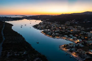 Contemporary Beachfront Villa with Pool in Rogoznica